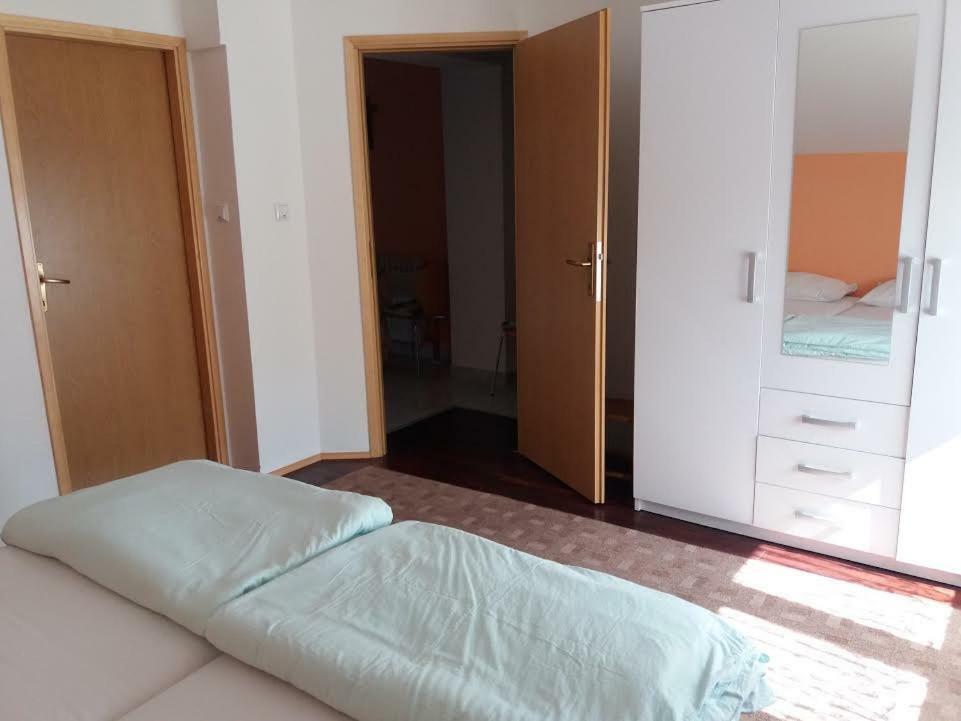 Apartmani Kristanic Karlovac Exterior foto